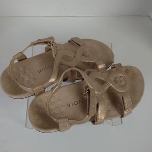 VIONIC Women's Sandals sz 7